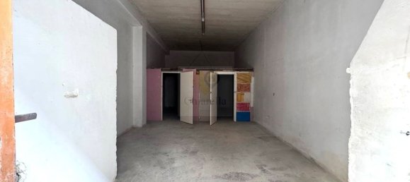 Garage à Conversano, Italy 43m² No. 134457 2