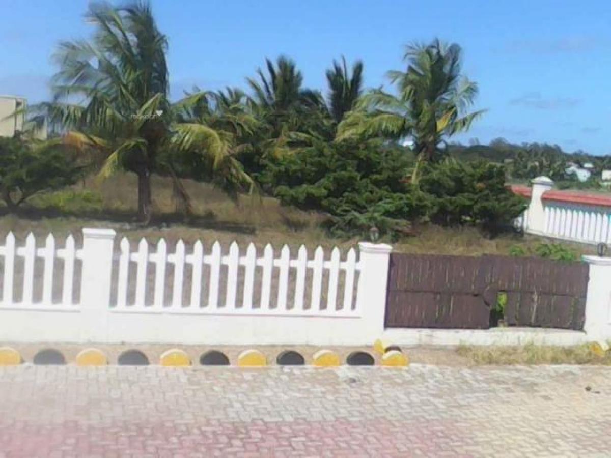  Land in Chennai, India No. 30028