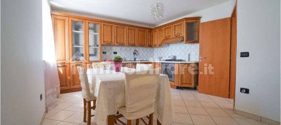 2 bedrooms House in Urbino, Italy No. 271008 9