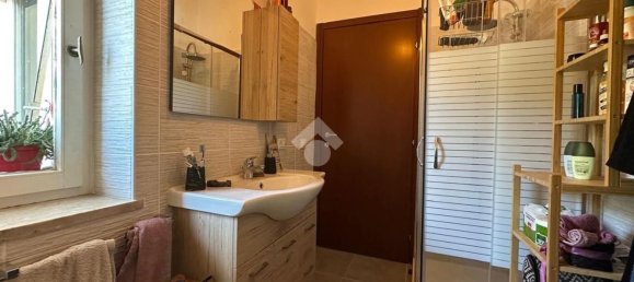 2 bedrooms Apartment in Rome, Italy No. 345226 8