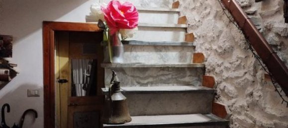 9 rooms House in Fosdinovo, Italy No. 277876 4