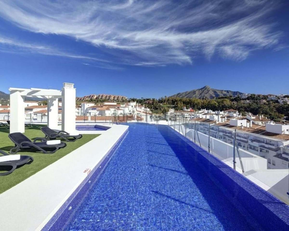 3 bedrooms Apartment in Marbella, Spain No. 70591