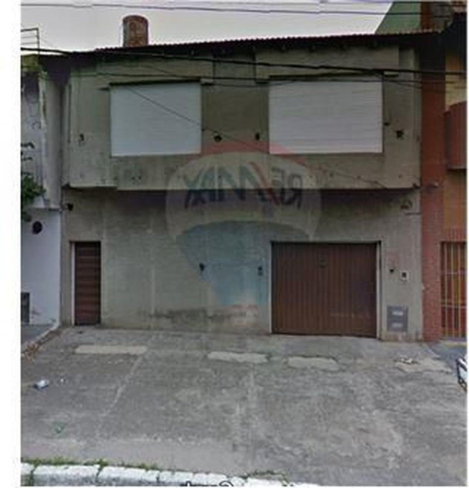 2 bedrooms House in Lanus, Argentina No. 7274