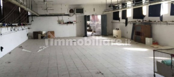 5-Zimmer Lagerhaus in Canneto sull'Oglio, Italy, Nr. 380579 11