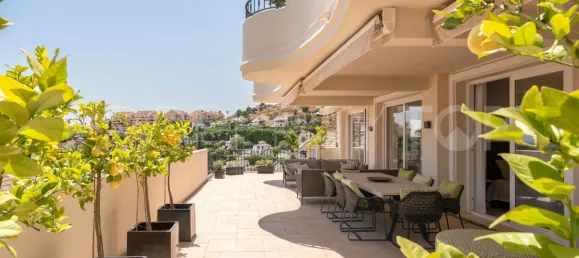 4 bedrooms Duplex in Marbella, Spain No. 134086 9