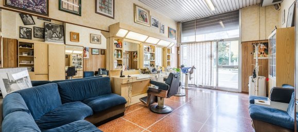 50m² Commercial property in Bologna, Italy No. 285635 4