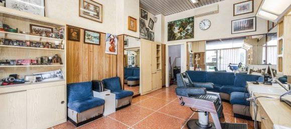 50m² Commercial property in Bologna, Italy No. 285635 3