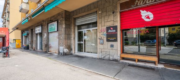 50m² Commercial property in Bologna, Italy No. 285635 15