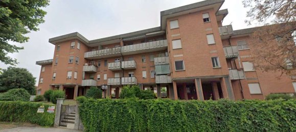 3 rooms Apartment in Villafranca Piemonte, Italy No. 10395 2