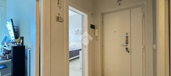 3غرفة شقة في Bari, Italy رقم 77777 23