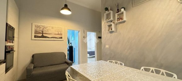 3غرفة شقة في Bari, Italy رقم 77777 25