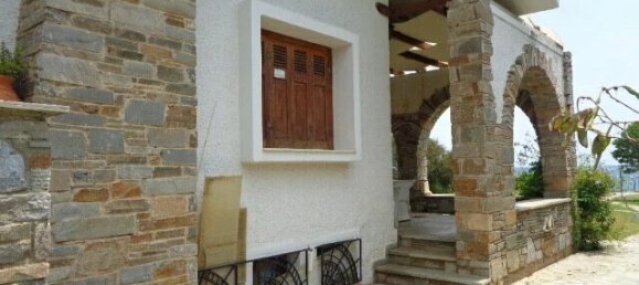 6 bedrooms Villa in Euboea, Greece No. 2894 6