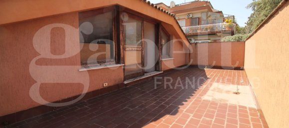 Studio in Rome, Italy No. 55604 8