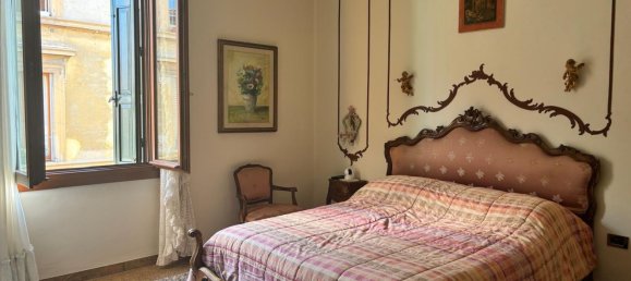 3-salle Appartement à Venice, Italy No. 220096 15