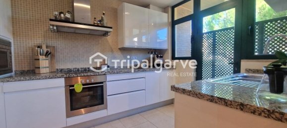 4 bedrooms Villa in Quarteira, Portugal No. 131453 18