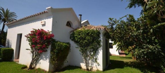 6 bedrooms Villa in Marbella, Spain No. 45698 26