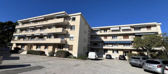 2 bedrooms Apartment in Toulon, France No. 319847 9