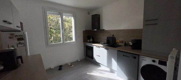 2 bedrooms Apartment in Toulon, France No. 319847 3