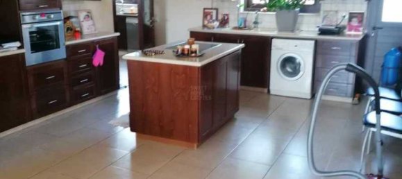 5 bedrooms House in Liopetri, Cyprus No. 7687 10