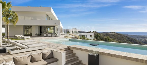 7 bedrooms Villa in Malaga, Spain No. 58997 10