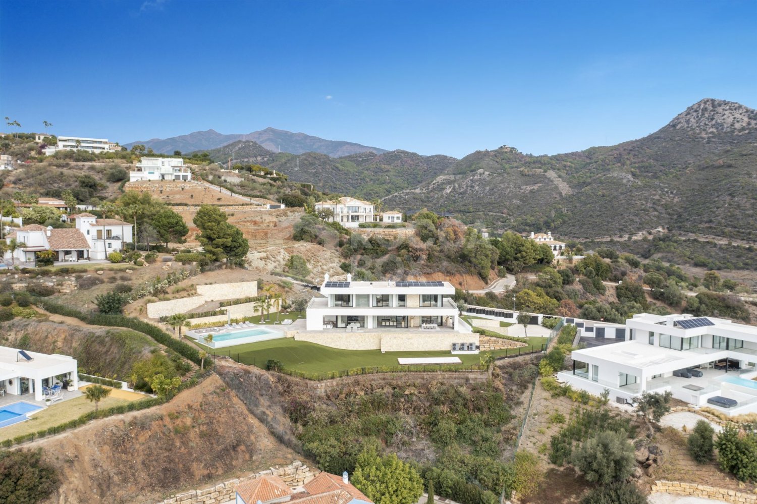 7 bedrooms Villa in Malaga, Spain No. 58997