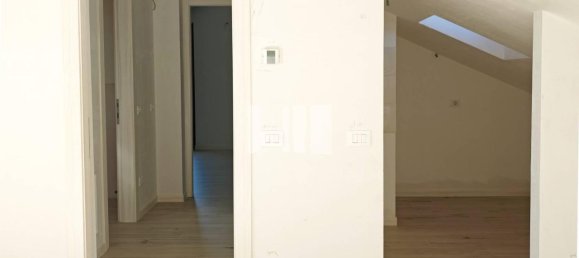 3-Zimmer Penthouse in Giulianova, Italy, Nr. 75437 11