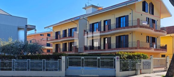 3-Zimmer Penthouse in Giulianova, Italy, Nr. 75437 27