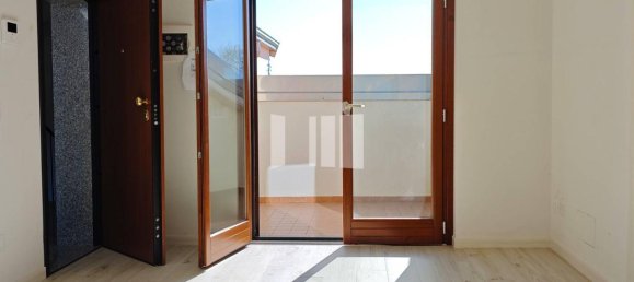 3-Zimmer Penthouse in Giulianova, Italy, Nr. 75437 2