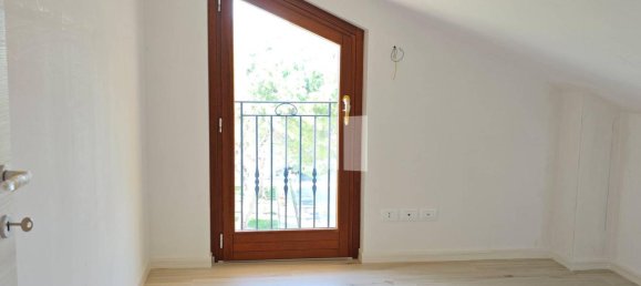 3-Zimmer Penthouse in Giulianova, Italy, Nr. 75437 13