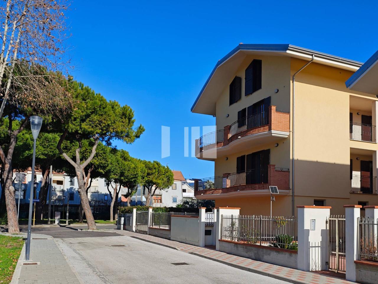 3-Zimmer Penthouse in Giulianova, Italy, Nr. 75437
