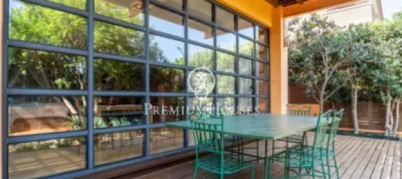 5 Schlafzimmer Haus in Castelldefels, Spain, Nr. 143004 13