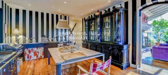 29غرفة فيلا في Brunate, Italy رقم 125877 38