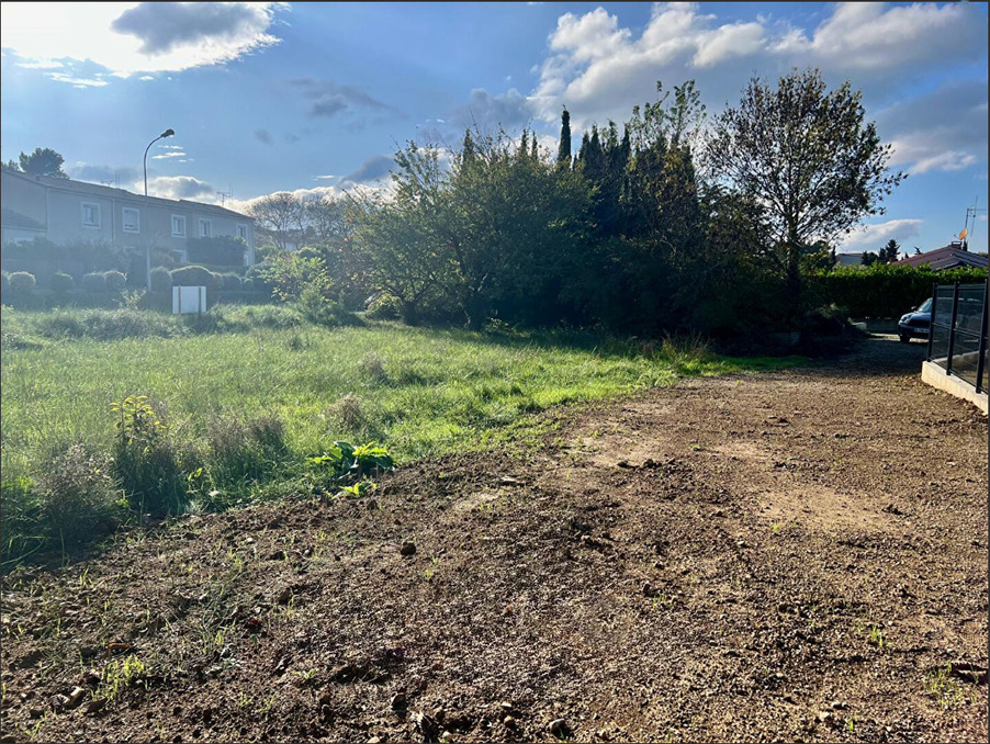 1075m² Land in Carcassonne, France No. 293500