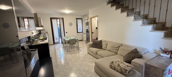 Casa de 3 dormitorios en Montichiari, Italy No. 361375 7