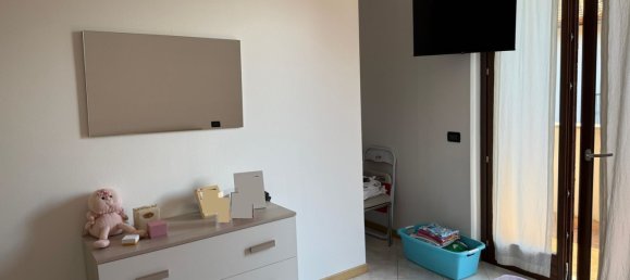 Casa de 3 dormitorios en Montichiari, Italy No. 361375 28