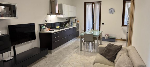 Casa de 3 dormitorios en Montichiari, Italy No. 361375 8