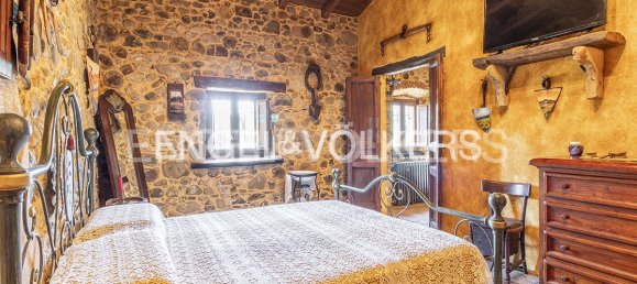 3 bedrooms House in Pescorocchiano, Italy No. 109159 6