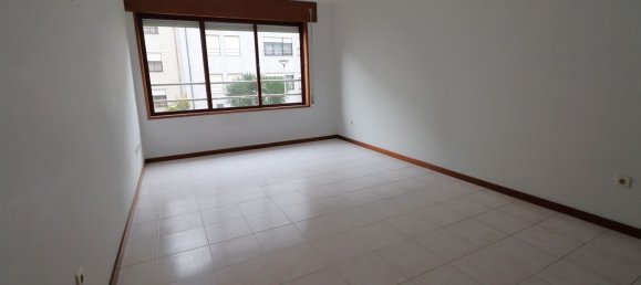 3 bedrooms Apartment in Avintes, Portugal No. 70499 10