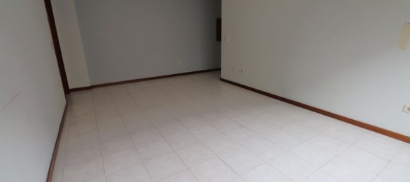 3 bedrooms Apartment in Avintes, Portugal No. 70499 12
