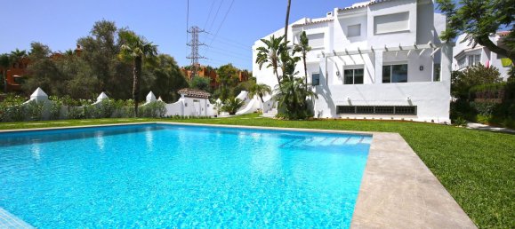 5 bedrooms Townhouse in Marbella, Spain No. 119429 32