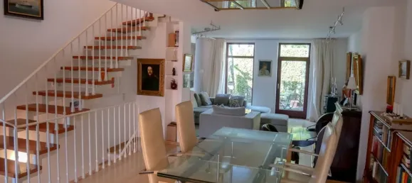 3 bedrooms Townhouse in Eimsbuttel, Germany No. 24466 3