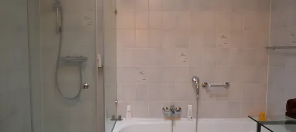 3 bedrooms Townhouse in Eimsbuttel, Germany No. 24466 8