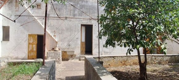 6 Schlafzimmer Haus in Veglie, Italy, Nr. 369805 17