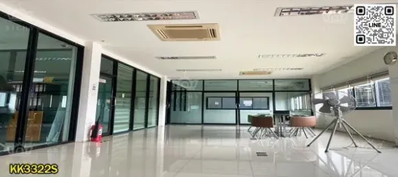  Warehouse in Krathum Baen, Thailand No. 75526 9