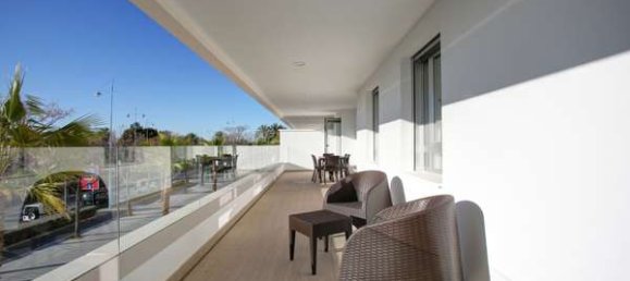 Imóvel comercial T3 em Marbella, Spain N.º 167229 3