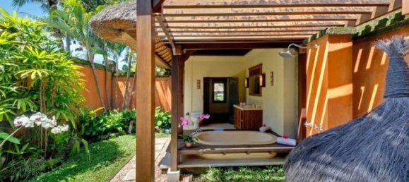 4 bedrooms Villa in Canggu, Indonesia No. 2988 19