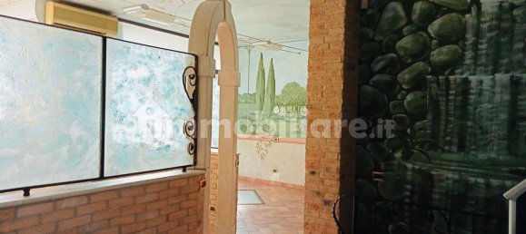 2غرفة عقار تجاري في Roncadelle, Italy رقم 105052 8