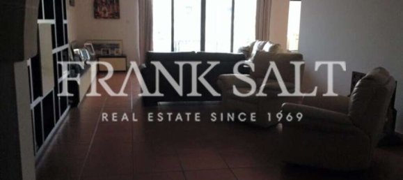 4 غرف نوم شقة في Saint Julian's, Malta رقم 8789 4