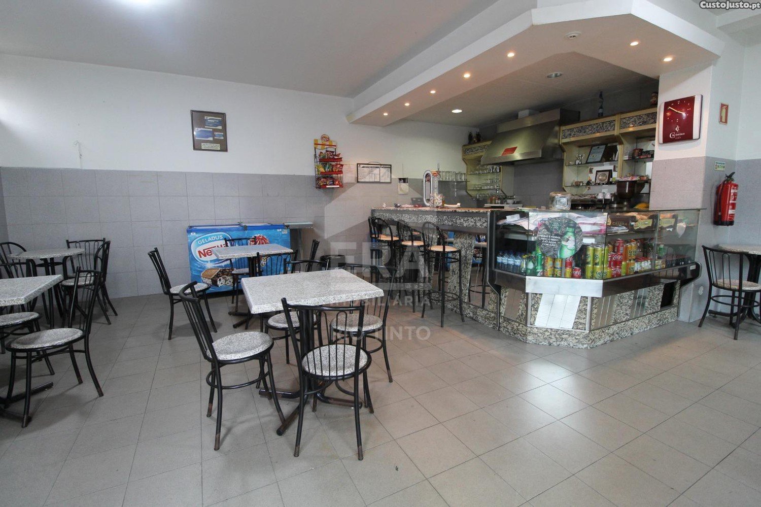 Коммерческая недвижимость 180м² в Багин ду Монте, Португалия № 264087