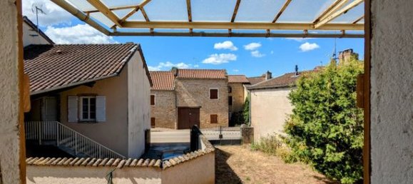 4 bedrooms Townhouse in Saint-Maurice-de-Satonnay, France No. 355199 9